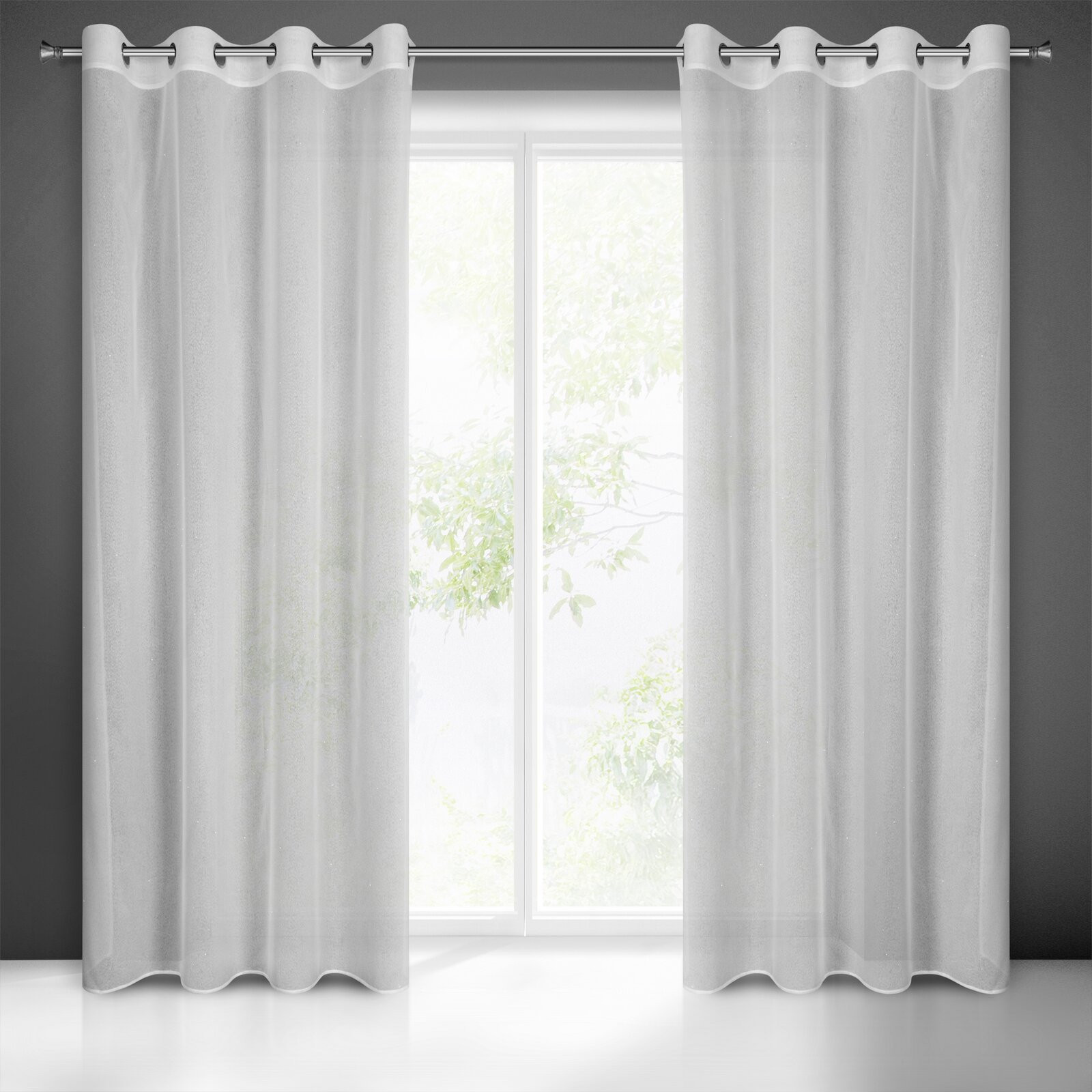 Hotový závěs KEJTI bílý - na průchodkách