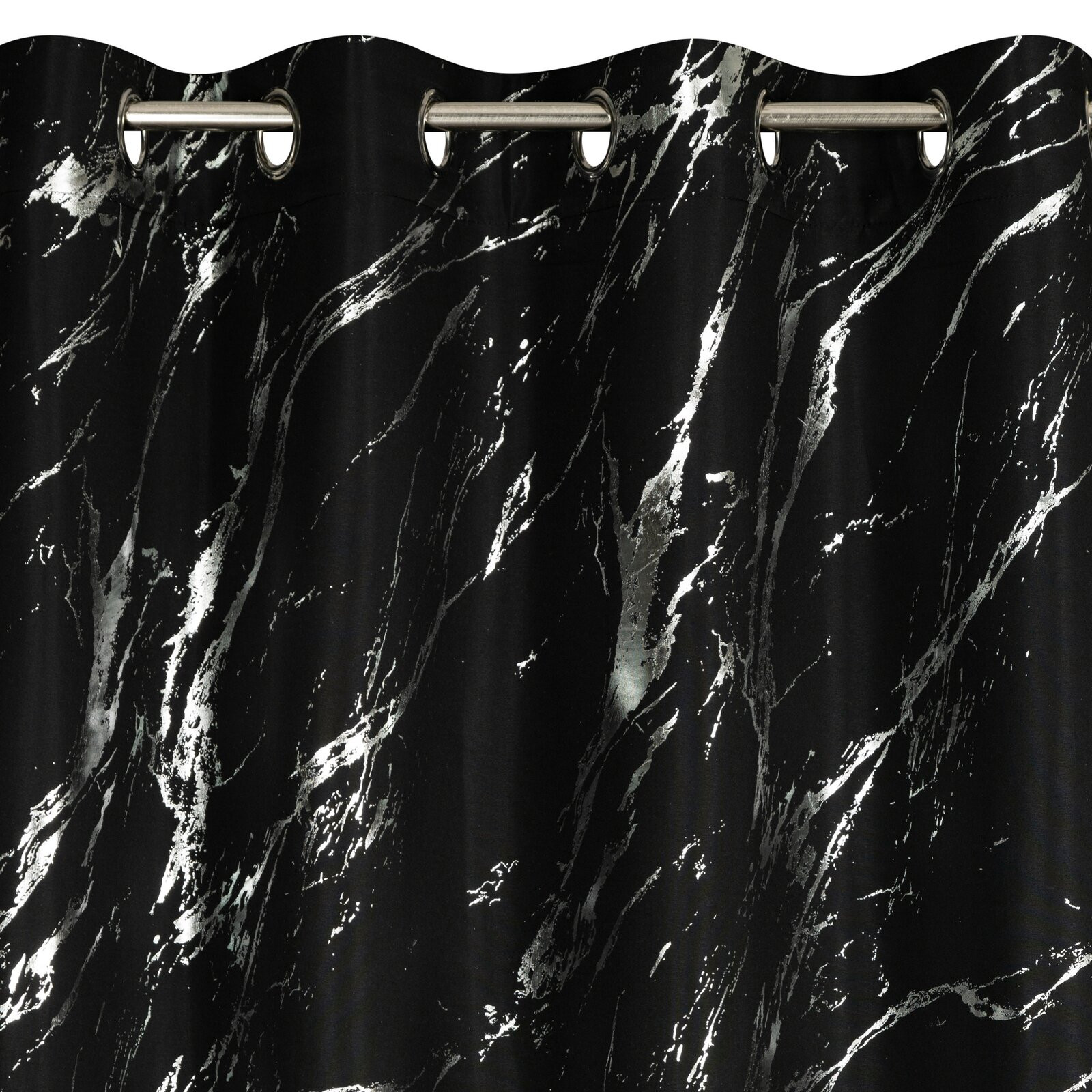 Hotový závěs LANI černý - na průchodkách