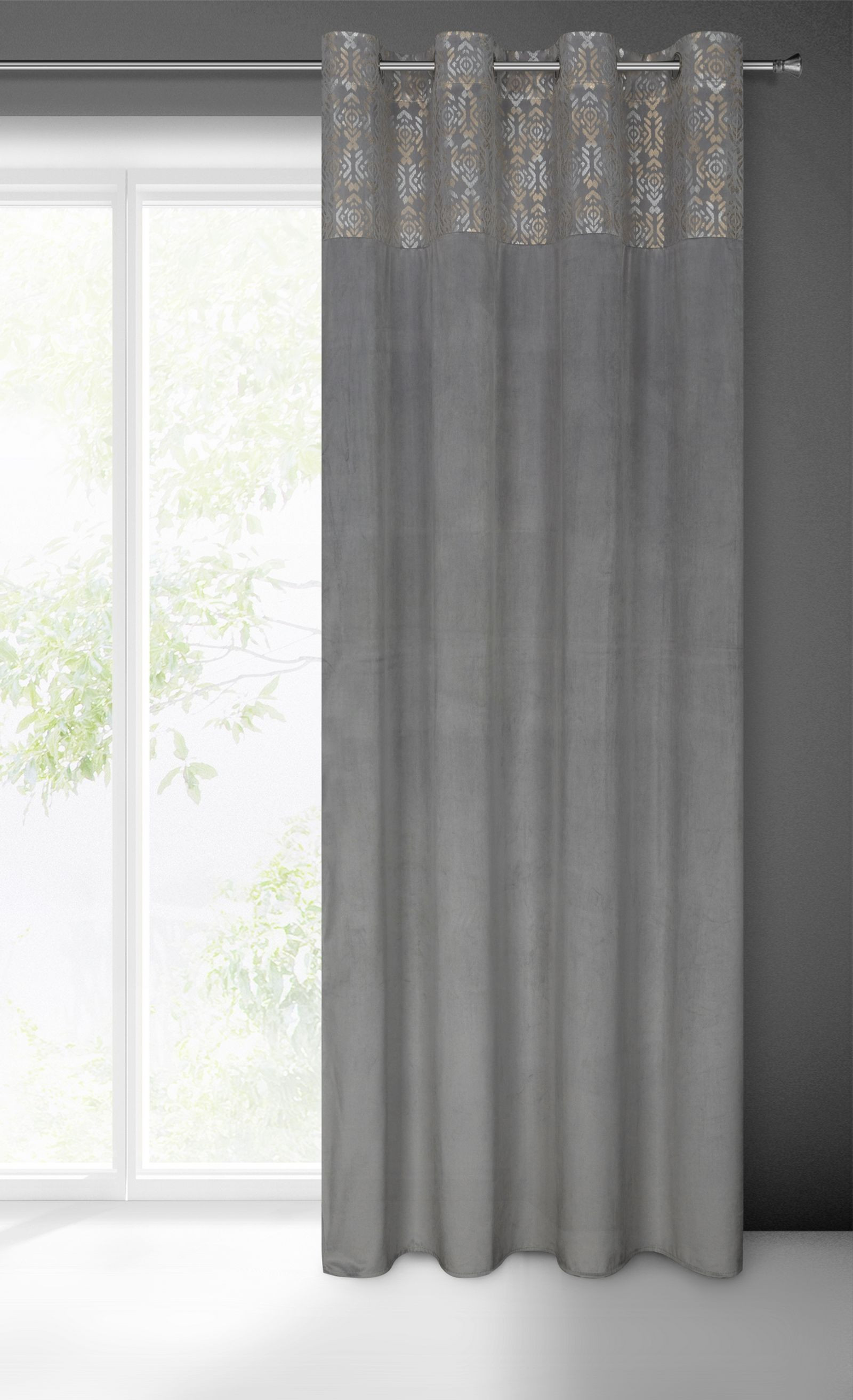 Hotový závěs LIZA ocelový - na průchodkách