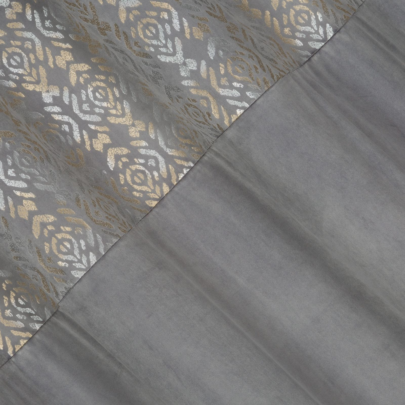 Hotový závěs LIZA ocelový - na průchodkách