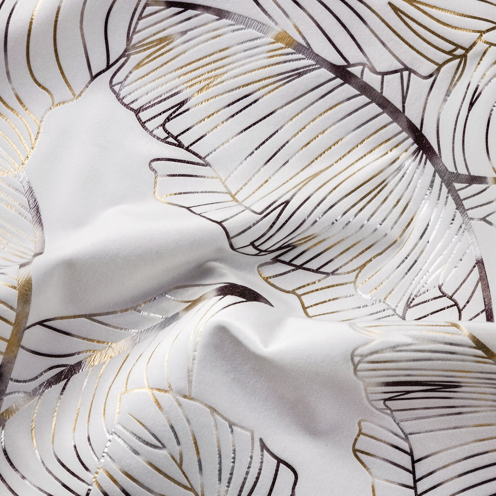 Hotový závěs ODETA bílý - na průchodkách