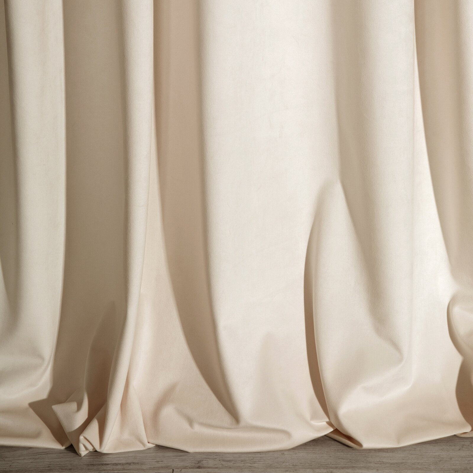 Hotový závěs RIA světle béžový - na pásce