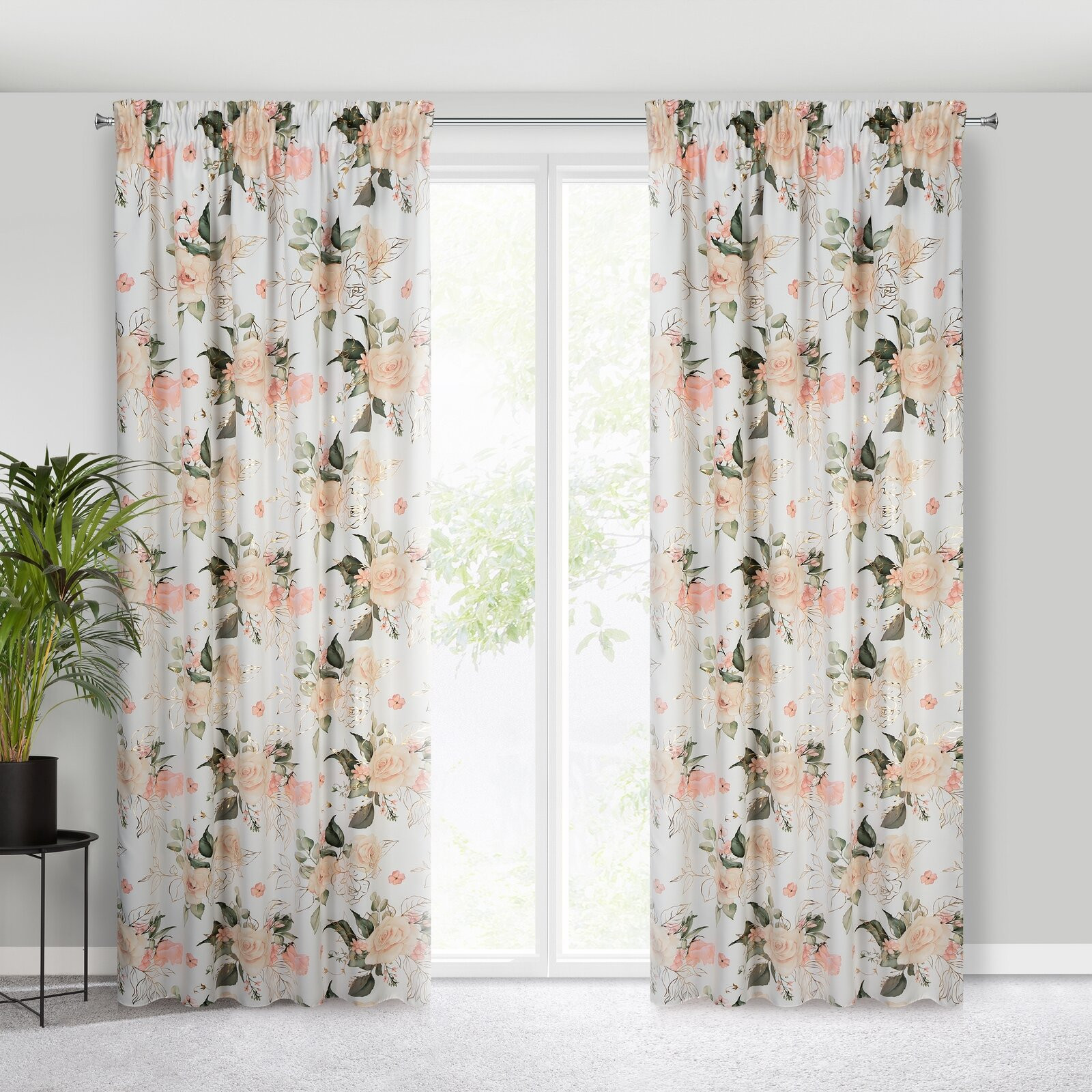 Hotový závěs ROSE na pásce - bílý