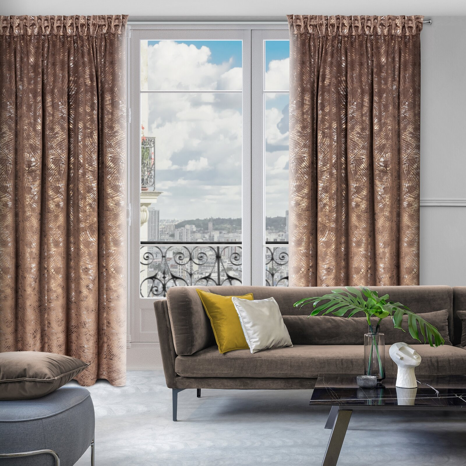 Hotový závěs TULIA hnědý - na pásce