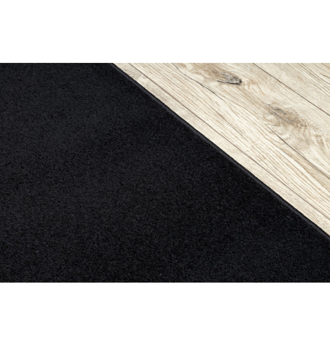 Běhoun KARMEL jednobarevný - černý