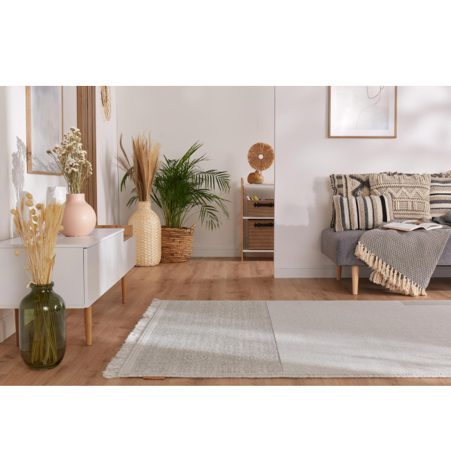 Koberec Agnella Noble Nizer světle šedý třásně