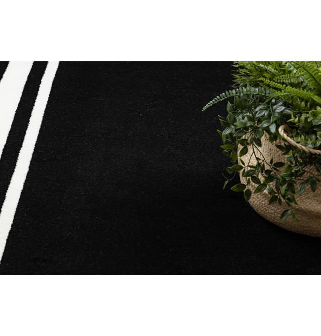 Koberec HAMPTON Border ramka černý