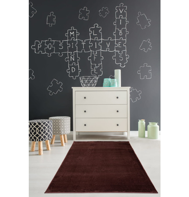 Koberec Catwalk hnědý