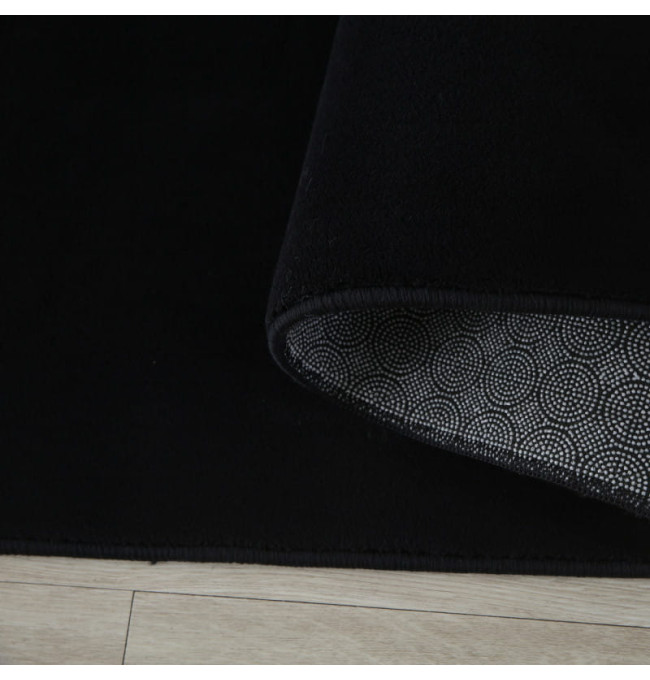 Koberec kruh Sky - černý