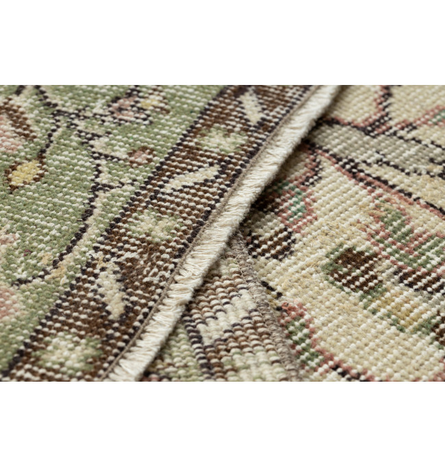 Ručně tkaný vlněný koberec Vintage 10534 ornament / květy, béžový / zelený