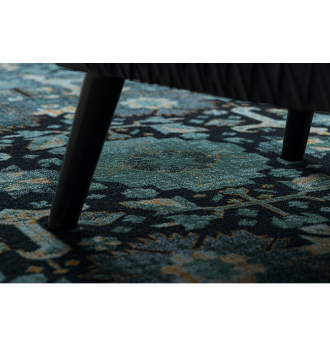 Koberec OMEGA KARAYE granátový