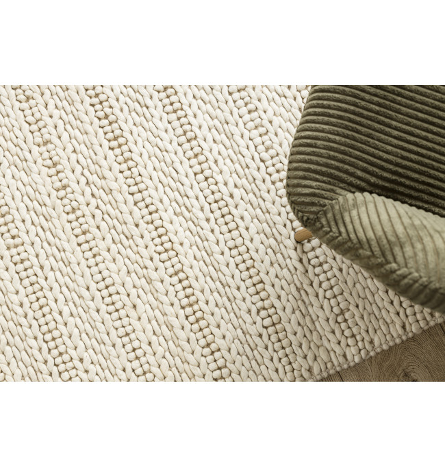 Koberec TAHAR 99002B krémový, linie