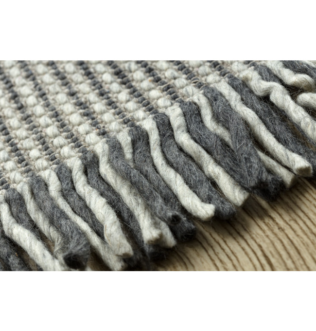 Koberec TAHAR 99003F krémový / šedý, linie / třásně