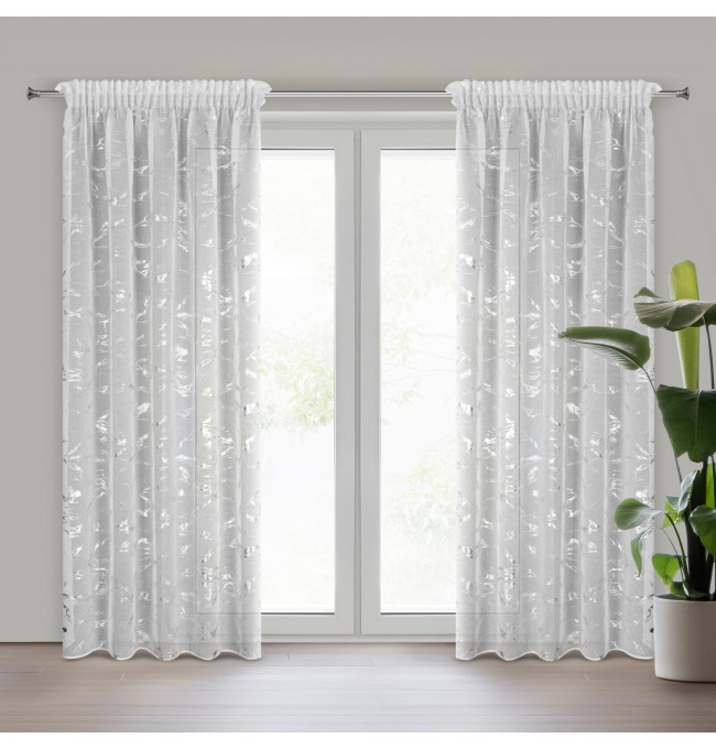 Hotová záclona ALINA bílá / stříbrná - na pásce