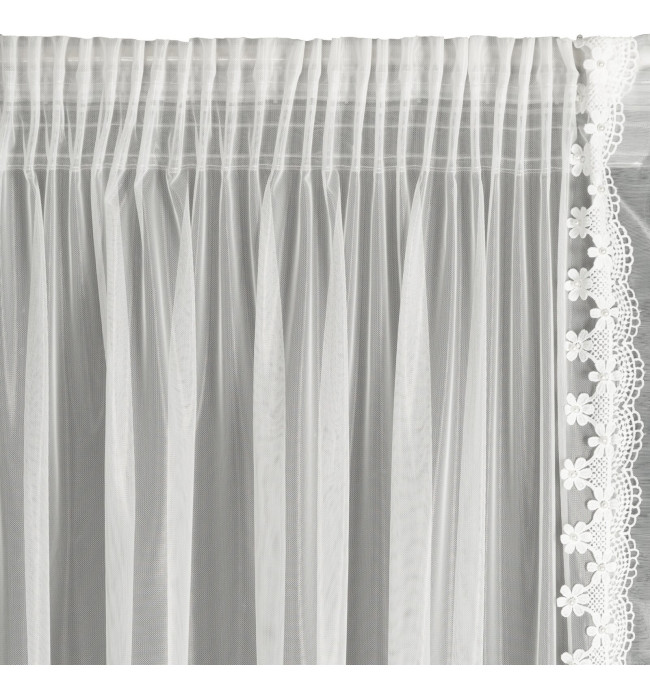 Hotová záclona LARISA bílá - na pásce