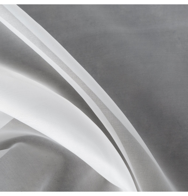 Hotová záclona LUCY 01 bílá - na průchodkách