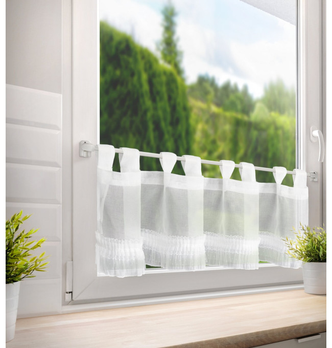 Hotová záclona MARY bílá - na průchodkách