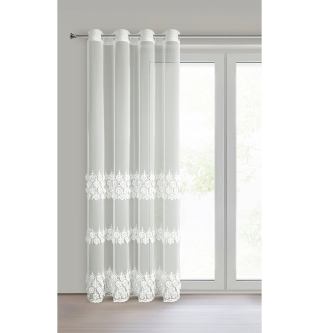 Hotová záclona NIRA krémová - na průchodkách