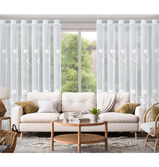 Hotová záclona SANDI bílá - na průchodkách