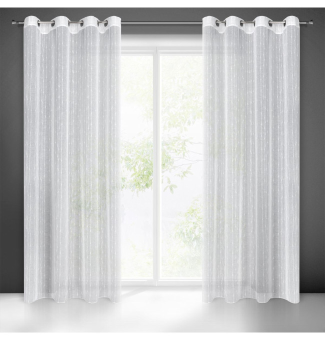 Hotová záclona BECKY bílá - na průchodkách