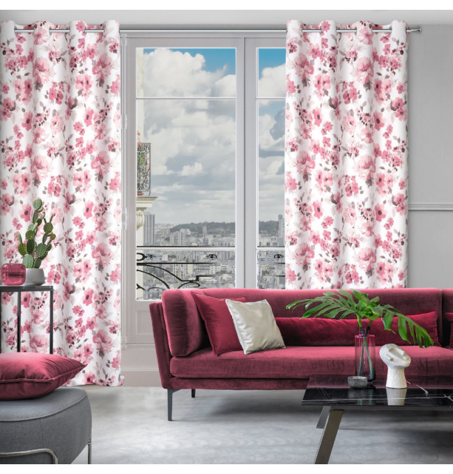 Hotový závěs CAREN růžový - na průchodkách