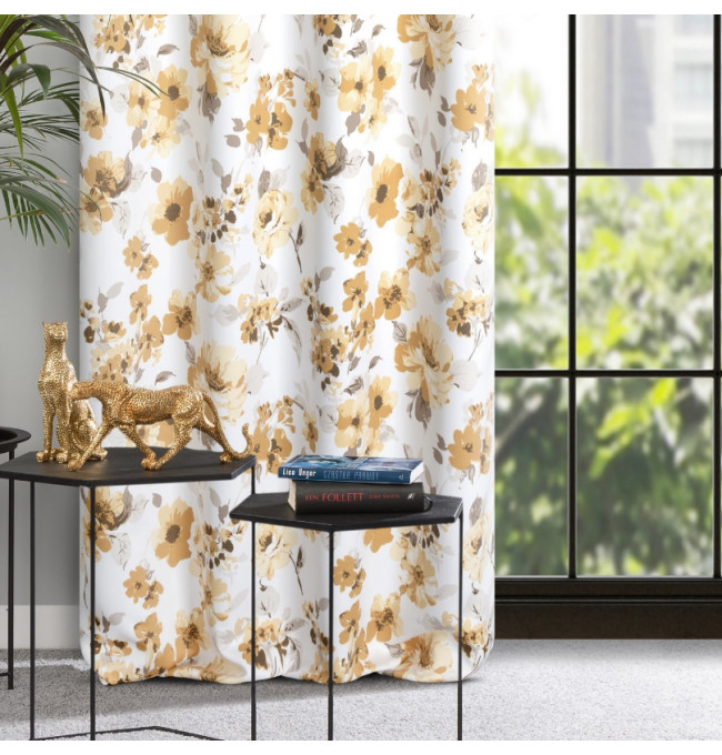 Hotový závěs CAREN béžový - na průchodkách