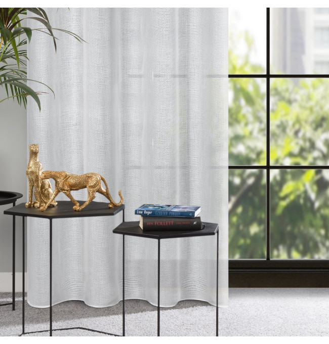 Hotový závěs CINDY bílý - na průchodkách