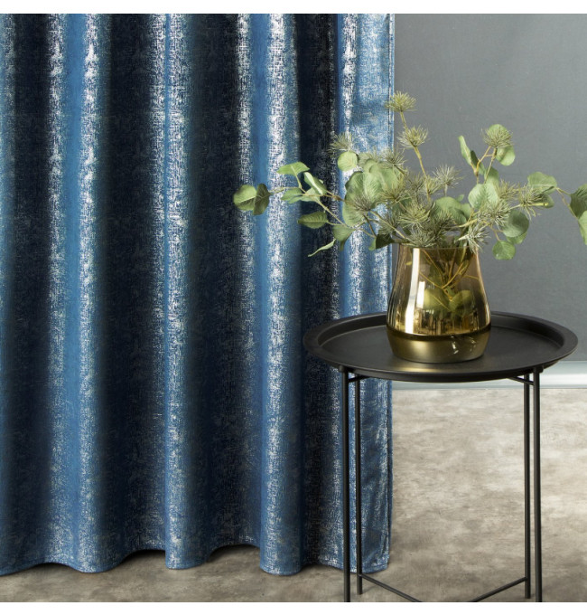 Hotový závěs KYPR stříbrný-granát - na pásce