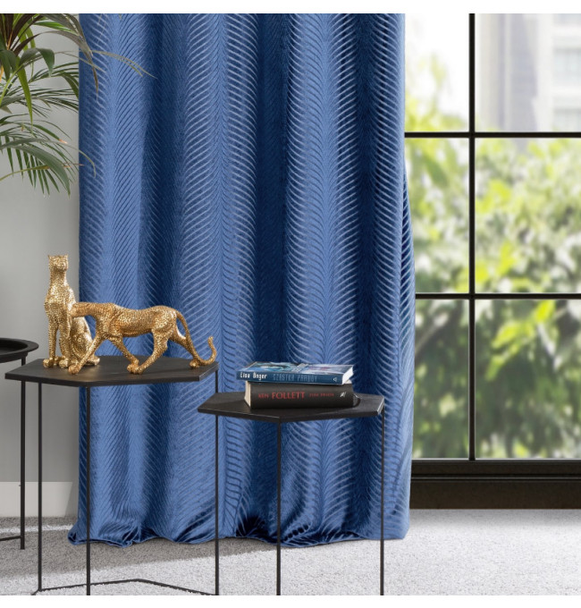 Hotový závěs LUSSI granátový - na průchodkách