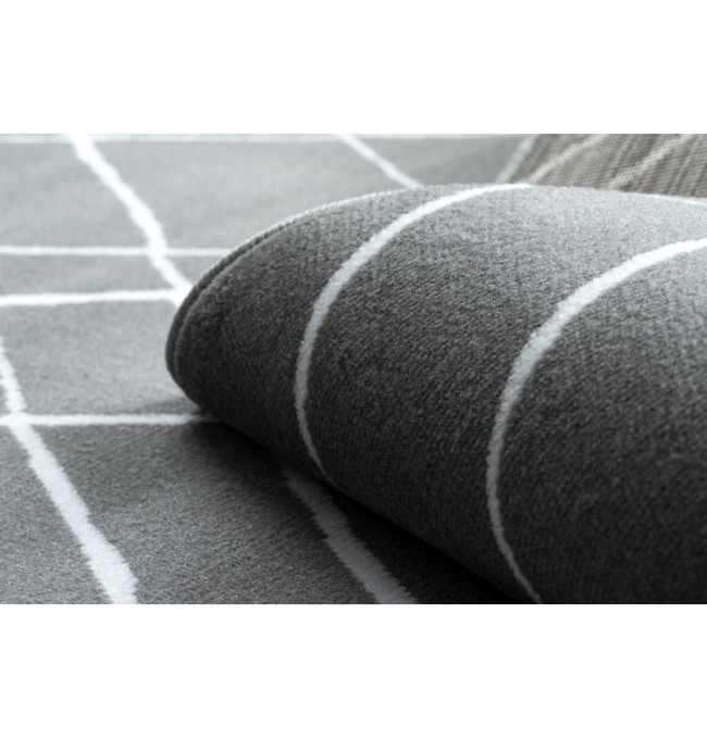 Koberec BCF ANNA Strokes 2967 Kratka tmavě šedý