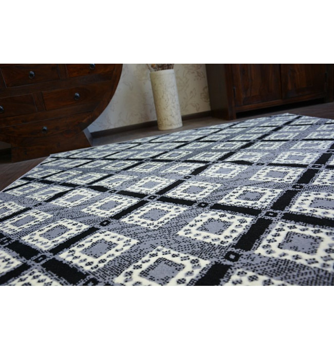 Koberec BCF BASE DIAMONDS 3869 ČTVERCE šedý/černý