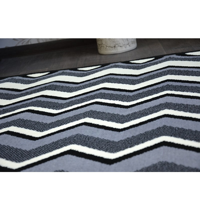 Koberec BCF BASE ZIGZAG 3812 ZYGZAK černý/šedý