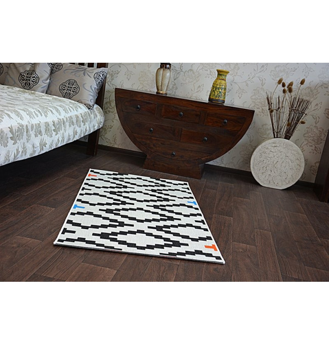 Koberec COLOR 19318/836 SISAL Romby bílý