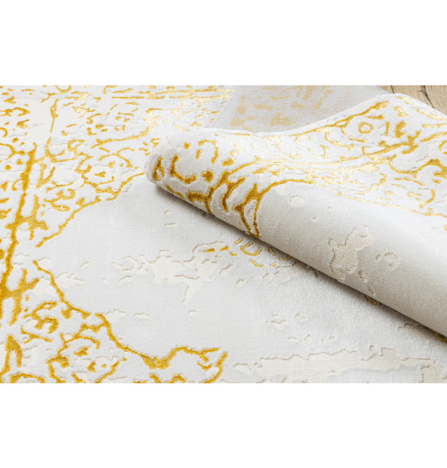 Koberec CORE 6268 Ramka, ornament - sloní kost / zlatý