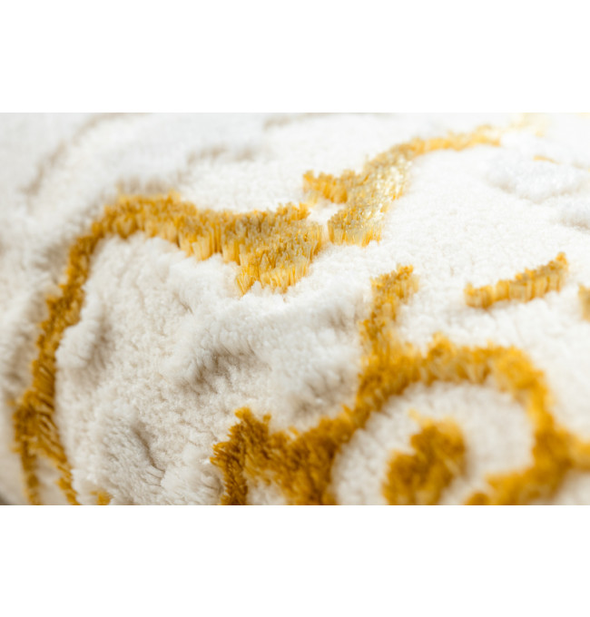 Koberec CORE 6268 Ramka, ornament - sloní kost / zlatý