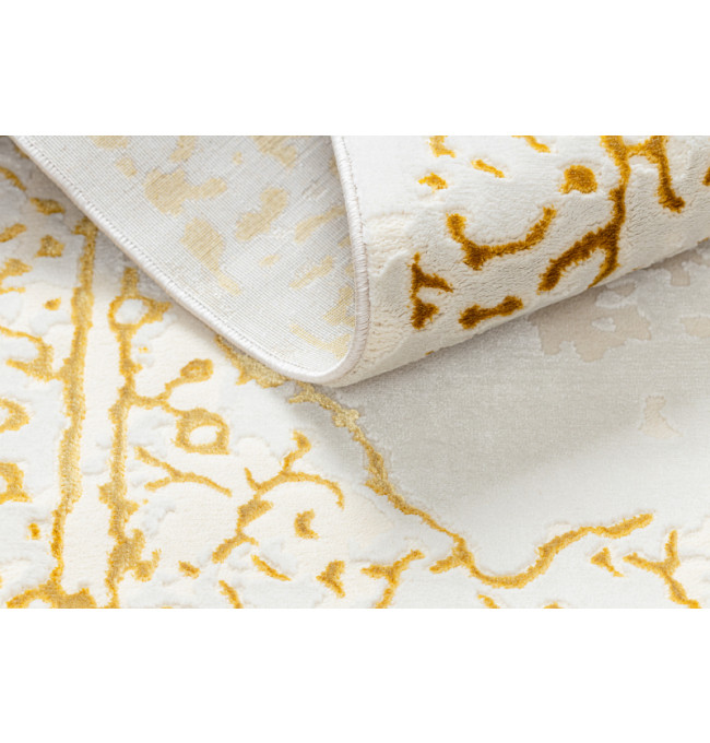 Koberec CORE 6268 Ramka, ornament - sloní kost / zlatý