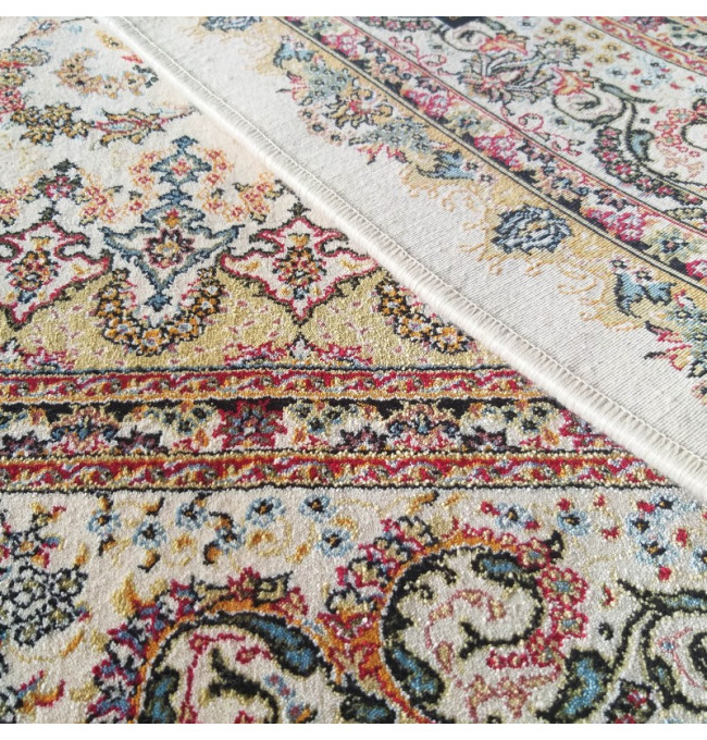 Koberec Exkluzivní PERS 02 krémový