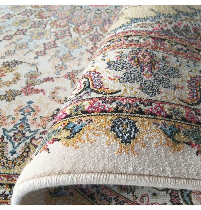 Koberec Exkluzivní PERS 02 krémový