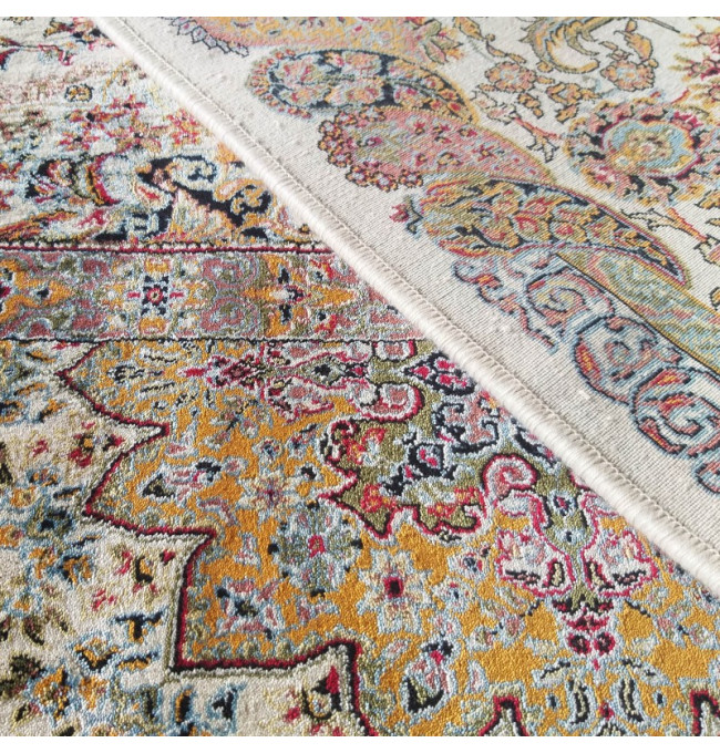 Koberec Exkluzivní PERS 03 krémový