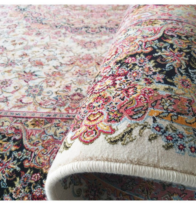 Koberec Exkluzivní PERS 11 krémový