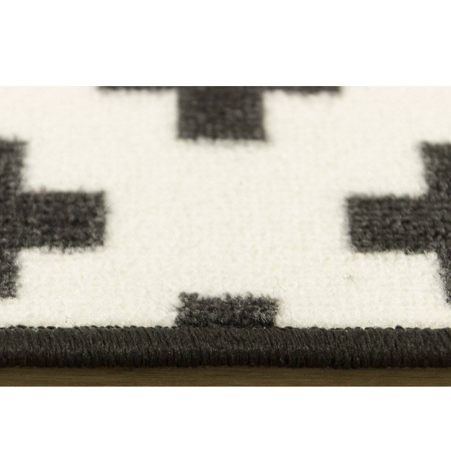 Koberec Romby černý