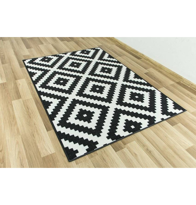 Protiskluzový koberec Romby černý