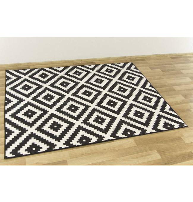 Koberec Romby černý