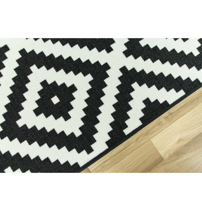 Protiskluzový koberec Romby černý