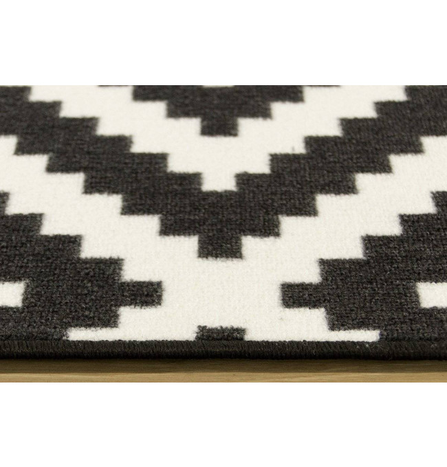 Koberec Romby černý