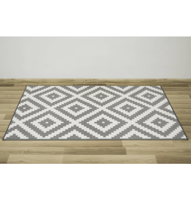 Koberec Romby šedý