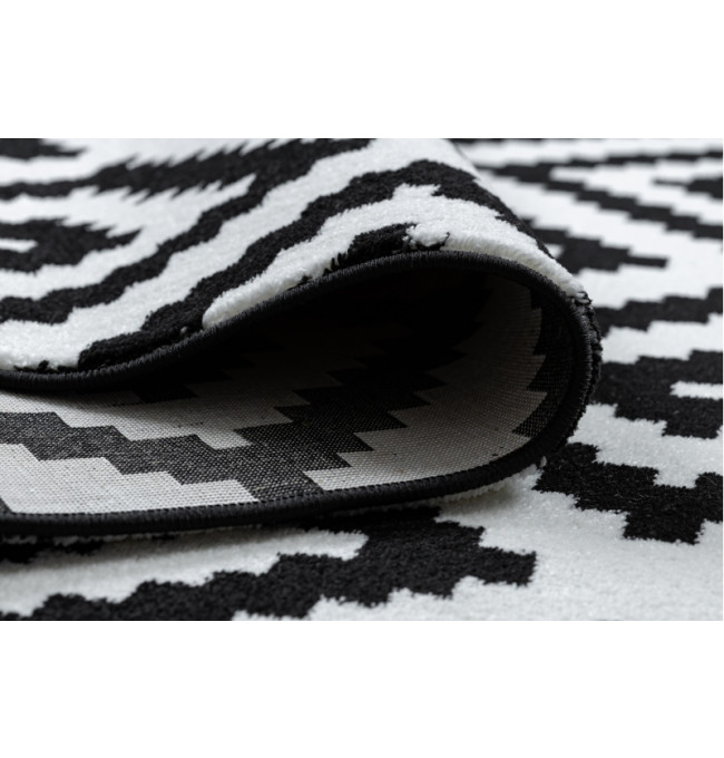 Koberec SKETCH - F998 krém / černý - Čtverce Ruta