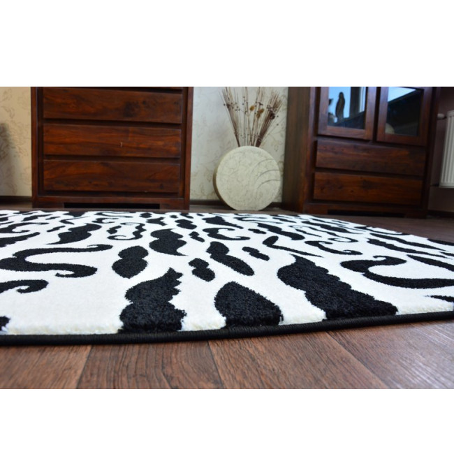 Koberec SKETCH - FA67 krém / černý - vousy