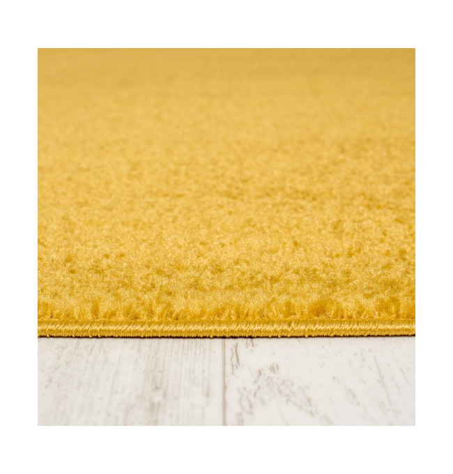 Koberec SPRING P113A tmavý žlutý
