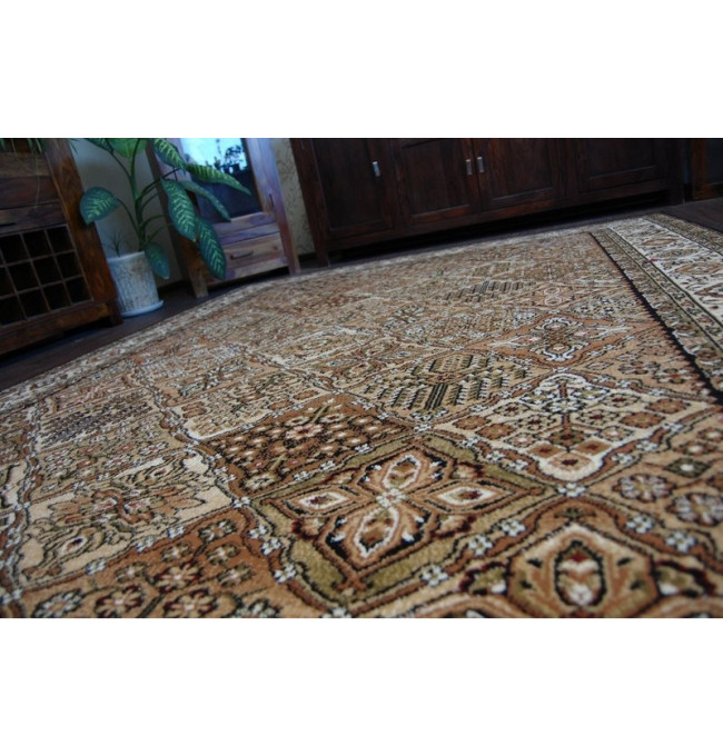 Koberec STANDARD BERGENIA béžový/zelený